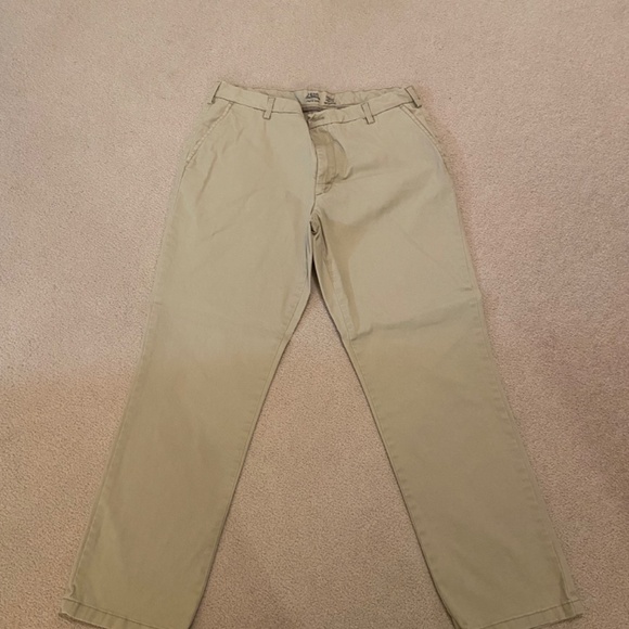 IZOD Stretch Chino Khaki Pants - Picture 2 of 4